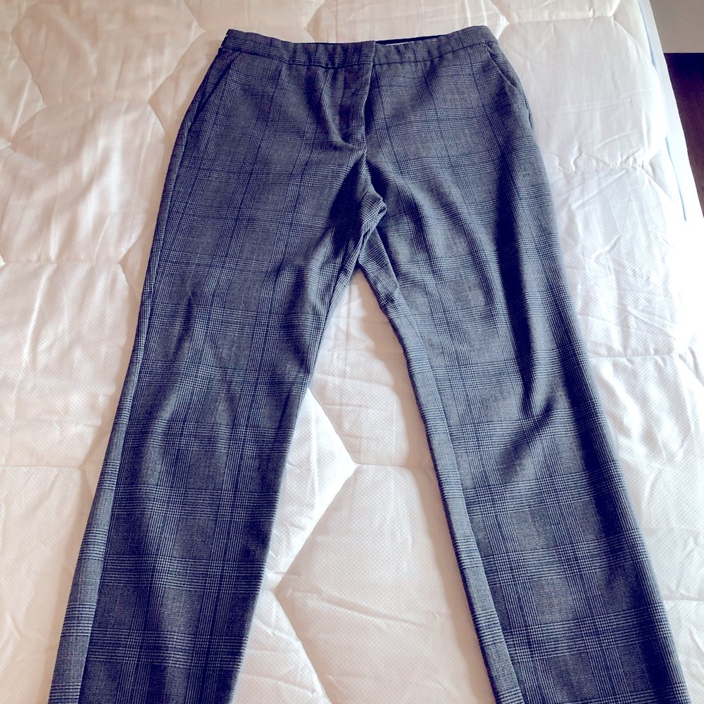 Zara plaid pants, size M, in great condition